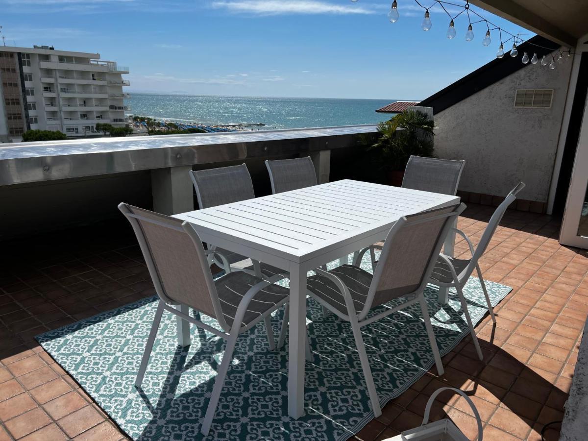 Blue Moon Penthouse Leilighet Lido di Jesolo Eksteriør bilde